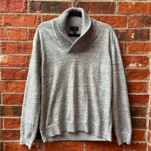 Banana Republic Mens Large Gray Pullover Sweater